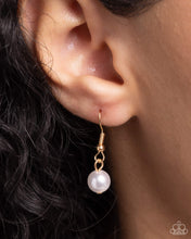 Load image into Gallery viewer, Painted Pageantry - Green Paparazzi Accessories