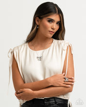 Load image into Gallery viewer, Aesthetic Admittance - Purple Paparazzi Accessories