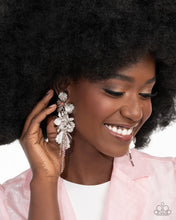 Load image into Gallery viewer, Classical Cadenza - Multi Paparazzi Accessories