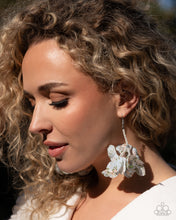 Load image into Gallery viewer, Flourishing Fantasia - Green Paparazzi Accessories