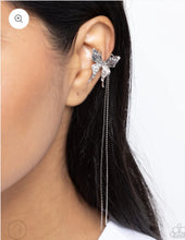 Load image into Gallery viewer, Take Flight Silver Paparazzi