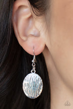 Load image into Gallery viewer, Keys to the ANIMAL Kingdom - Multi Paparazzi Accessories