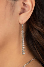 Load image into Gallery viewer, Opalescent Oblivion - Green Paparazzi Accessories