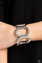 Load image into Gallery viewer, Opulent Ovals - White Paparazzi Accessories