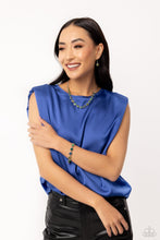 Load image into Gallery viewer, Abstract Admirer - Green Paparazzi Accessories