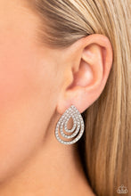Load image into Gallery viewer, Red Carpet Reverie - White Paparazzi Accessories
