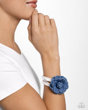 Load image into Gallery viewer, Garden Genre - White Paparazzi Accessories
