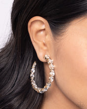 Load image into Gallery viewer, Presidential Pizzazz - Gold Paparazzi Accessories
