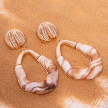 Load image into Gallery viewer, High-Sheen Swirls - Gold Paparazzi Accessories
