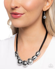 Load image into Gallery viewer, Powerhouse Push - Black Paparazzi Accessories
