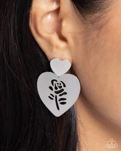 Load image into Gallery viewer, Showstopping Silhouette - Silver Paparazzi Accessories
