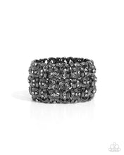 Load image into Gallery viewer, Woven Wardrobe - Black Paparazzi Accessories
