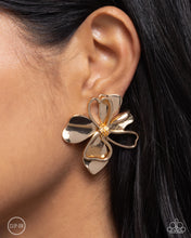 Load image into Gallery viewer, Sweetness and Light - Gold Paparazzi Accessories
