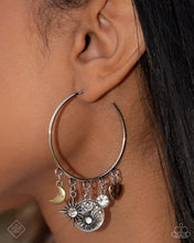 Load image into Gallery viewer, What A Find! - Multi Paparazzi Accessories
