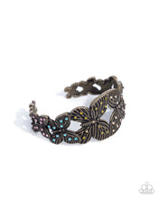 Load image into Gallery viewer, Mariposa Makeover - Brass Paparazzi Accessories
