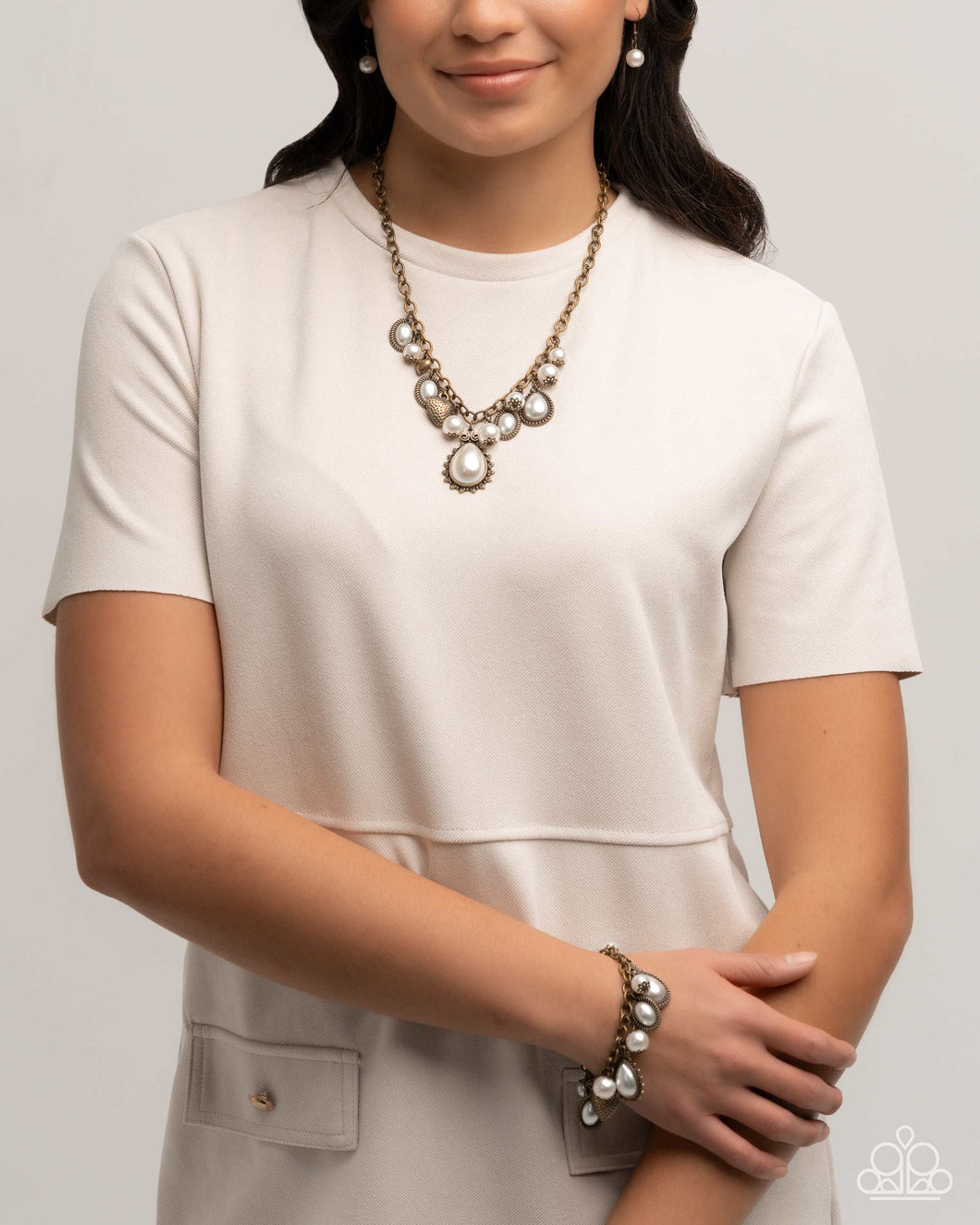 Pearly Pact - Complete Look Paparazzi Accessories