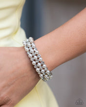 Load image into Gallery viewer, Cosmetic Character - White Paparazzi Accessories

