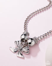 Load image into Gallery viewer, Big Deal Bow - White Paparazzi Accessories
