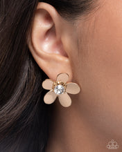Load image into Gallery viewer, Blooming Boutique - Gold Paparazzi Accessories
