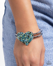 Load image into Gallery viewer, Significant Shimmer - Green Paparazzi Accessories
