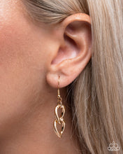 Load image into Gallery viewer, Bold Buckle - GoldPaparazzi Accessories
