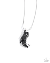 Load image into Gallery viewer, Witchs Fitting - Black Paparazzi Accessories
