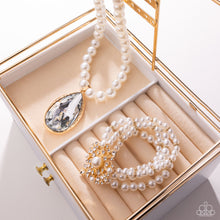 Load image into Gallery viewer, Fiercely 5th Avenue - Complete Look Paparazzi Accessories 0226
