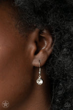 Load image into Gallery viewer, What A Gem - White Paparazzi Accessories
