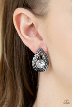 Load image into Gallery viewer, Elite Edge - Black Paparazzi Accessories
