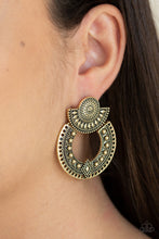 Load image into Gallery viewer, Texture Takeover - Brass Paparazzi Accessories
