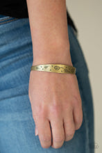 Load image into Gallery viewer, Dandelion Dreamland - Brass Paparazzi Accessories
