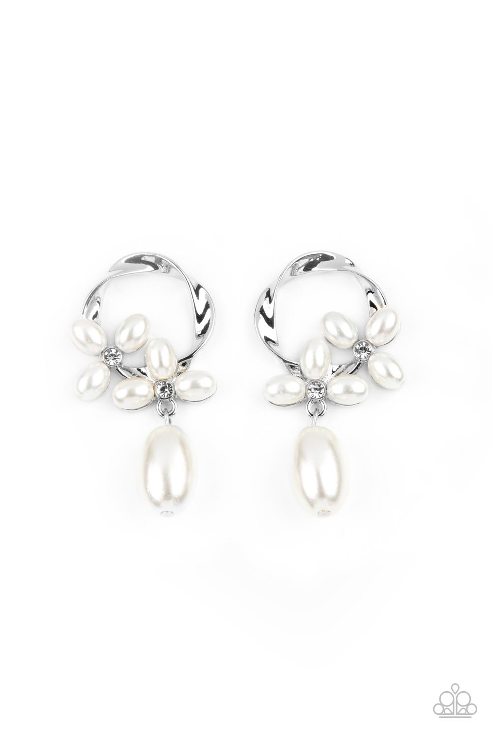 Elegant Expo - White Paparazzi Accessories