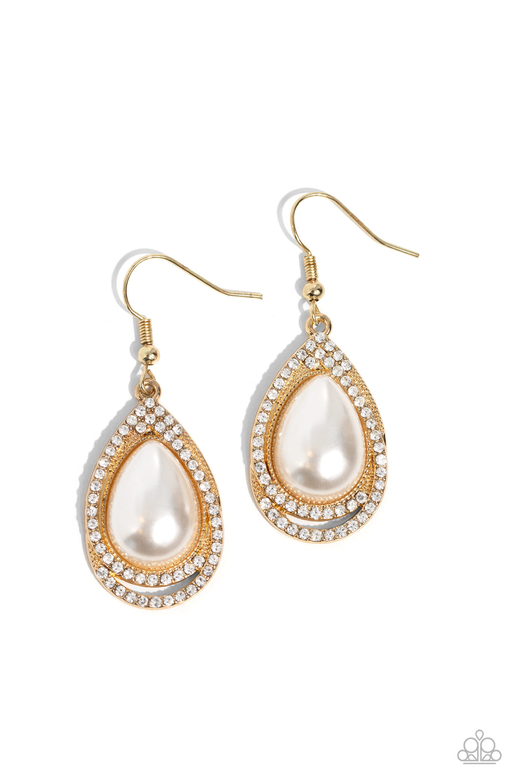 Effortless Elegance - Gold Paparazzi Accessories