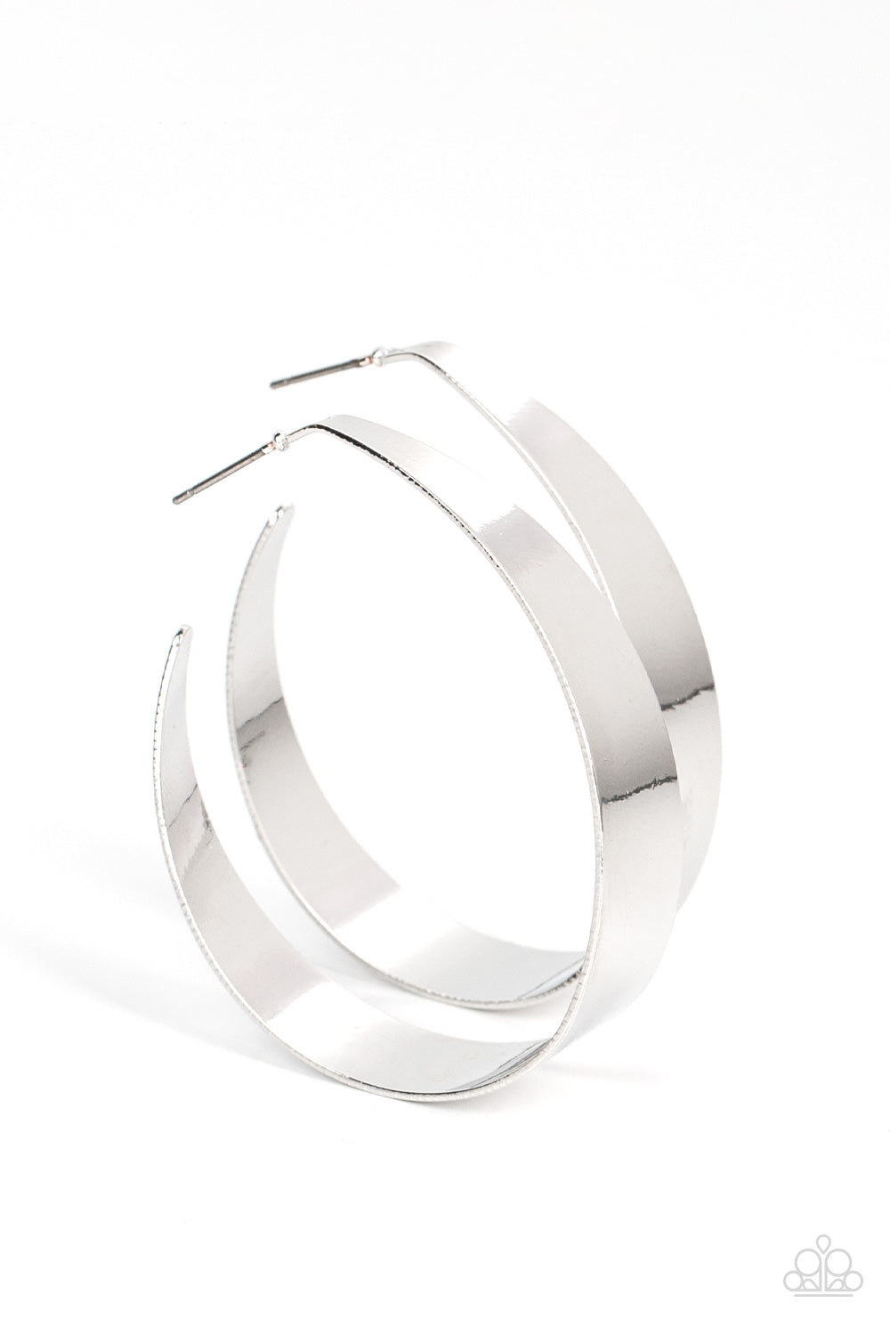 Flat Out Fashionable - Silver Paparazzi Accessories