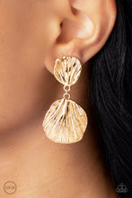 Load image into Gallery viewer, Metro Mermaid - Gold Paparazzi Accessories
