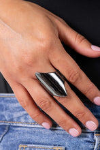 Load image into Gallery viewer, Pointed Palm Desert - Black Paparazzi Accessories
