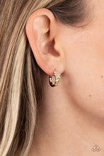Load image into Gallery viewer, Starfish Showpiece - Gold Paparazzi Accessories

