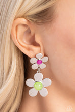 Load image into Gallery viewer, Fashionable Florals - Green Paparazzi Accessories
