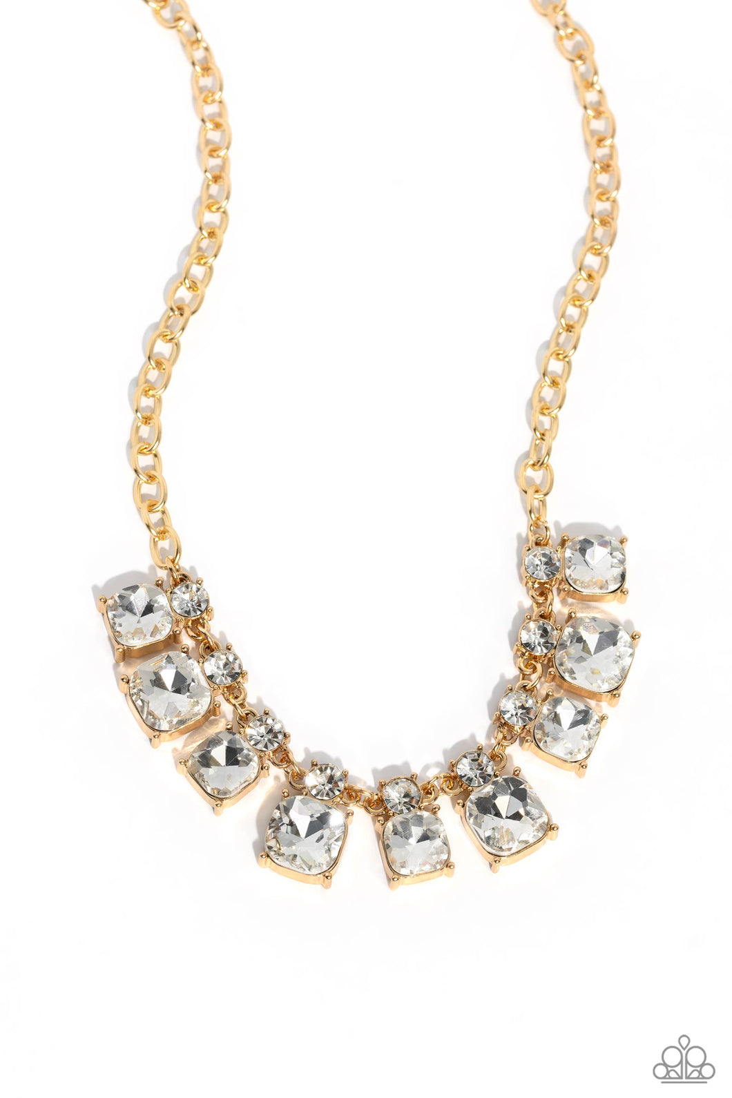 Fitted Fantasy - Gold Paparzzi Accessories