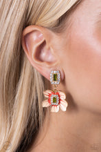 Load image into Gallery viewer, Colorful Clippings - Green Paparazzi Accessories
