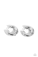 Load image into Gallery viewer, Textured Theme - Silver Paparazzi Accessories
