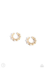 Load image into Gallery viewer, Bubbly Basic - Gold Papparazzi Accessories
